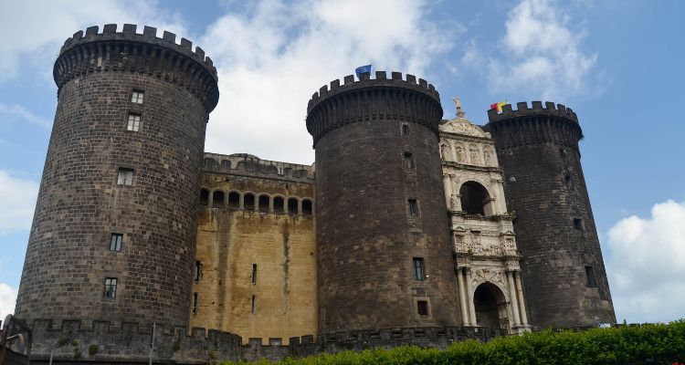 Quanto costa un servizio fotografi per un battesimo a Napoli?