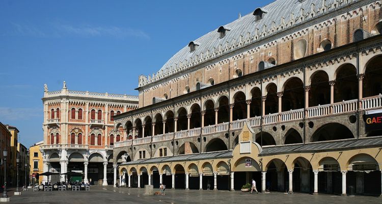 Quanto costa un fotografo a Padova?