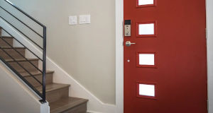 Quanto costa costruire una scala su misura? Prezzo 2025