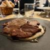 Guancia di manzo cbt, purea di topinambur e demi glace