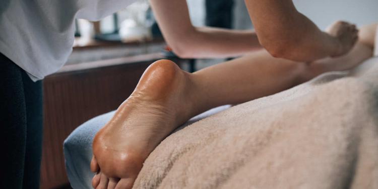Massaggio linfodrenante o drenante? Ecco cosa sapere