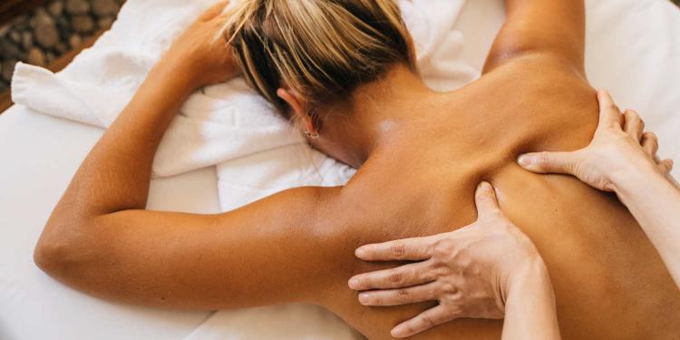 Massaggio decontratturante: per chi è indicato e perché